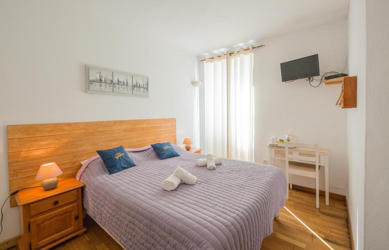 U San Larenzu Bed & Breakfast Aullene Екстериор снимка